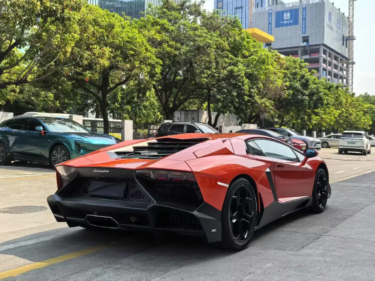 2011 Lamborghini Aventador 6.5L 700HP V12 7ISR,autocango,china used car exporter,china ev exporter,chinese used car exporter,chinese used ev exporter