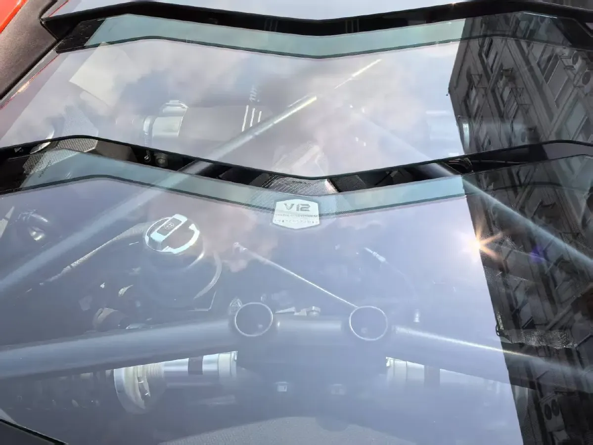 2011 Lamborghini Aventador 6.5L 700HP V12 7ISR,autocango,china used car exporter,china ev exporter,chinese used car exporter,chinese used ev exporter