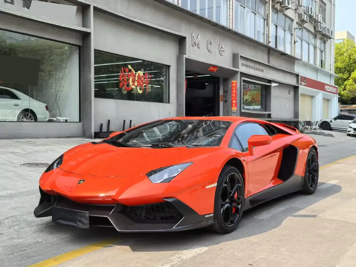 2011 Lamborghini Aventador 6.5L 700HP V12 7ISR