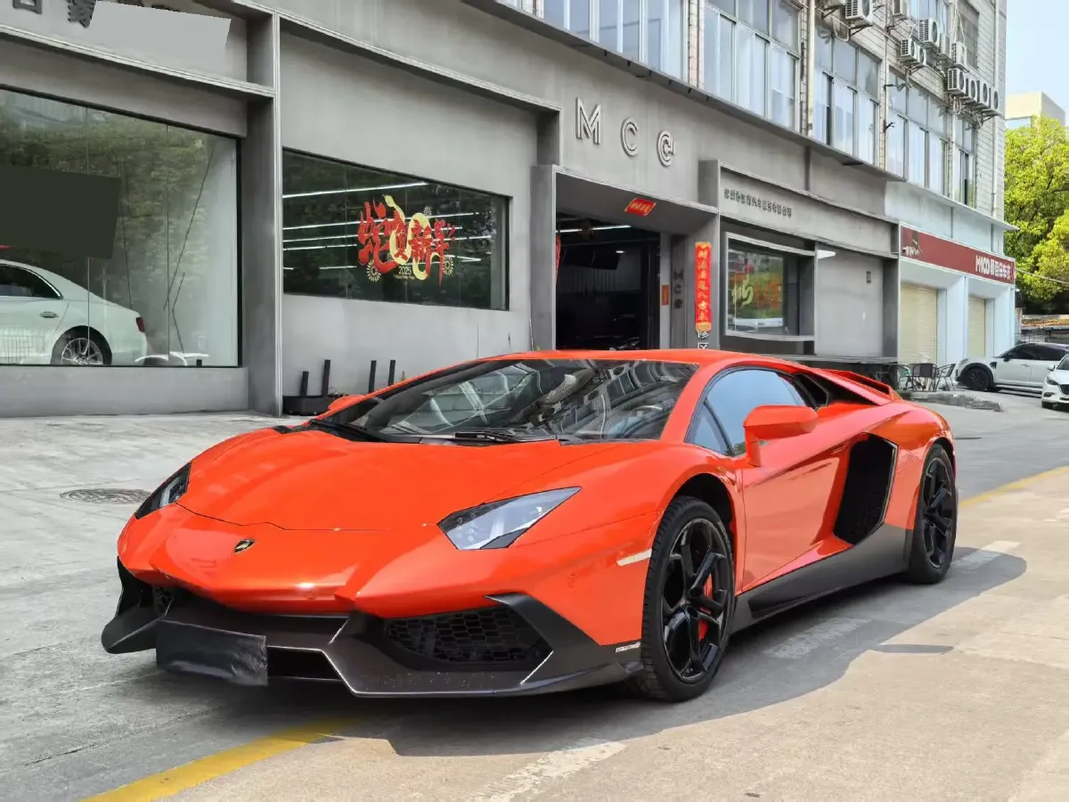 2011 Lamborghini Aventador 6.5L 700HP V12 7ISR,autocango,china used car exporter,china ev exporter,chinese used car exporter,chinese used ev exporter