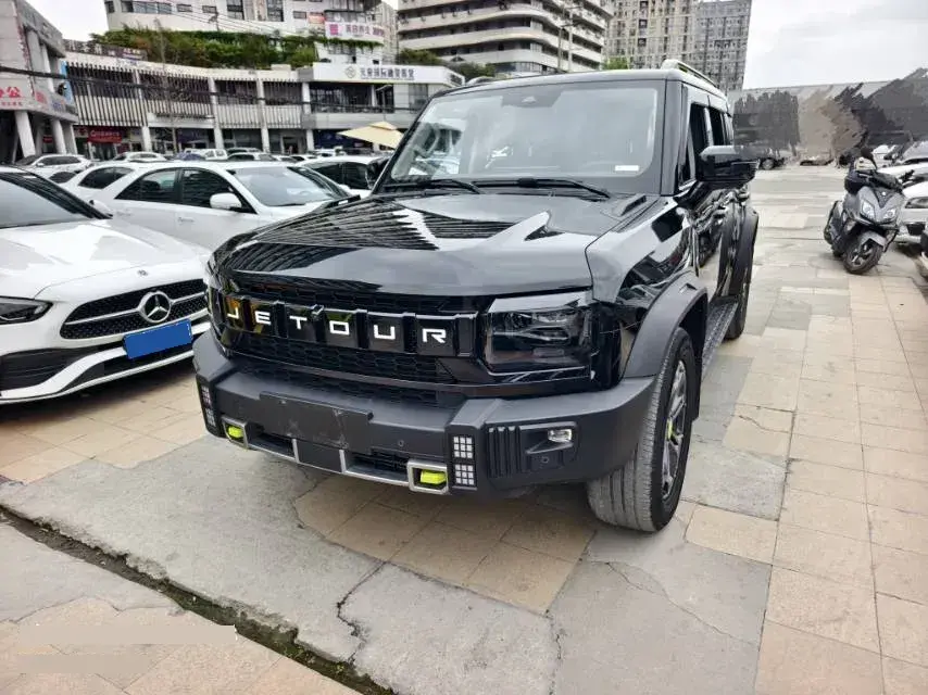 2023 Jetour Traveller 2.0T 254HP L4 7DCT