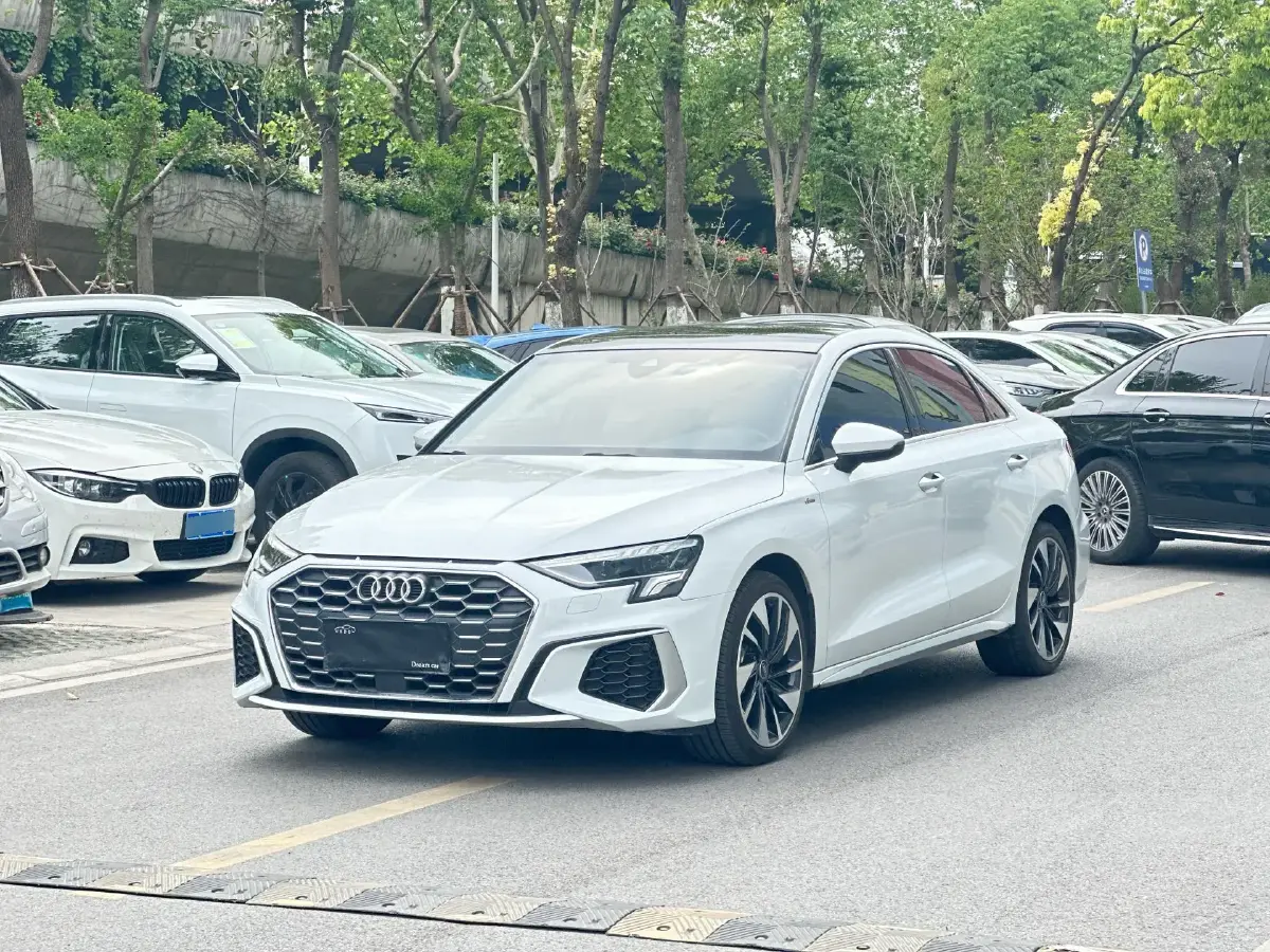 2022 Audi A3 1.4T 150HP L4 7DCT