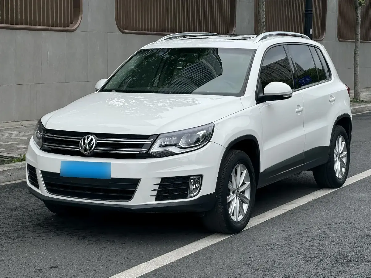 2015 Volkswagen Tiguan 1.8T 160HP L4 6MT