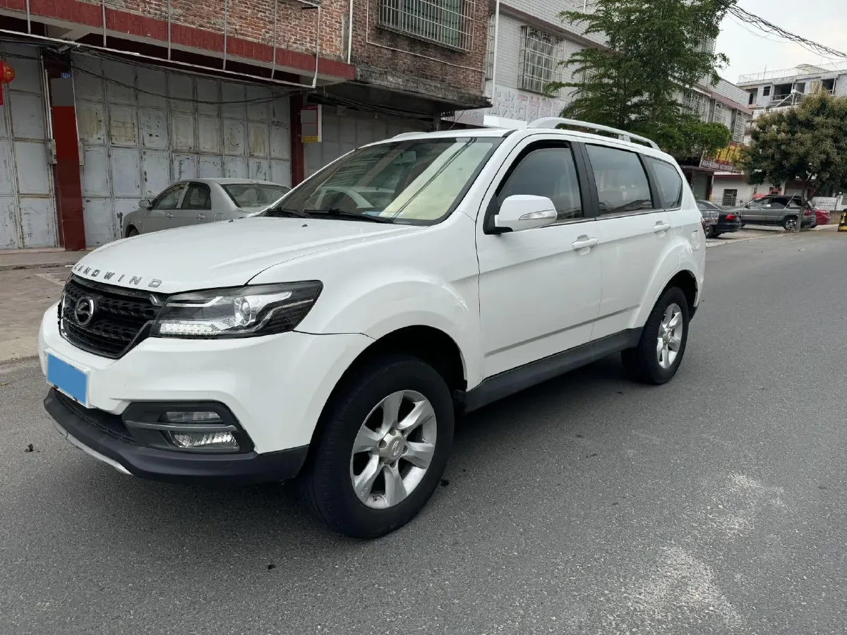 2018 Landwind X8 1.8T 177HP L4 6MT,autocango,china used car exporter,china ev exporter,chinese used car exporter,chinese used ev exporter