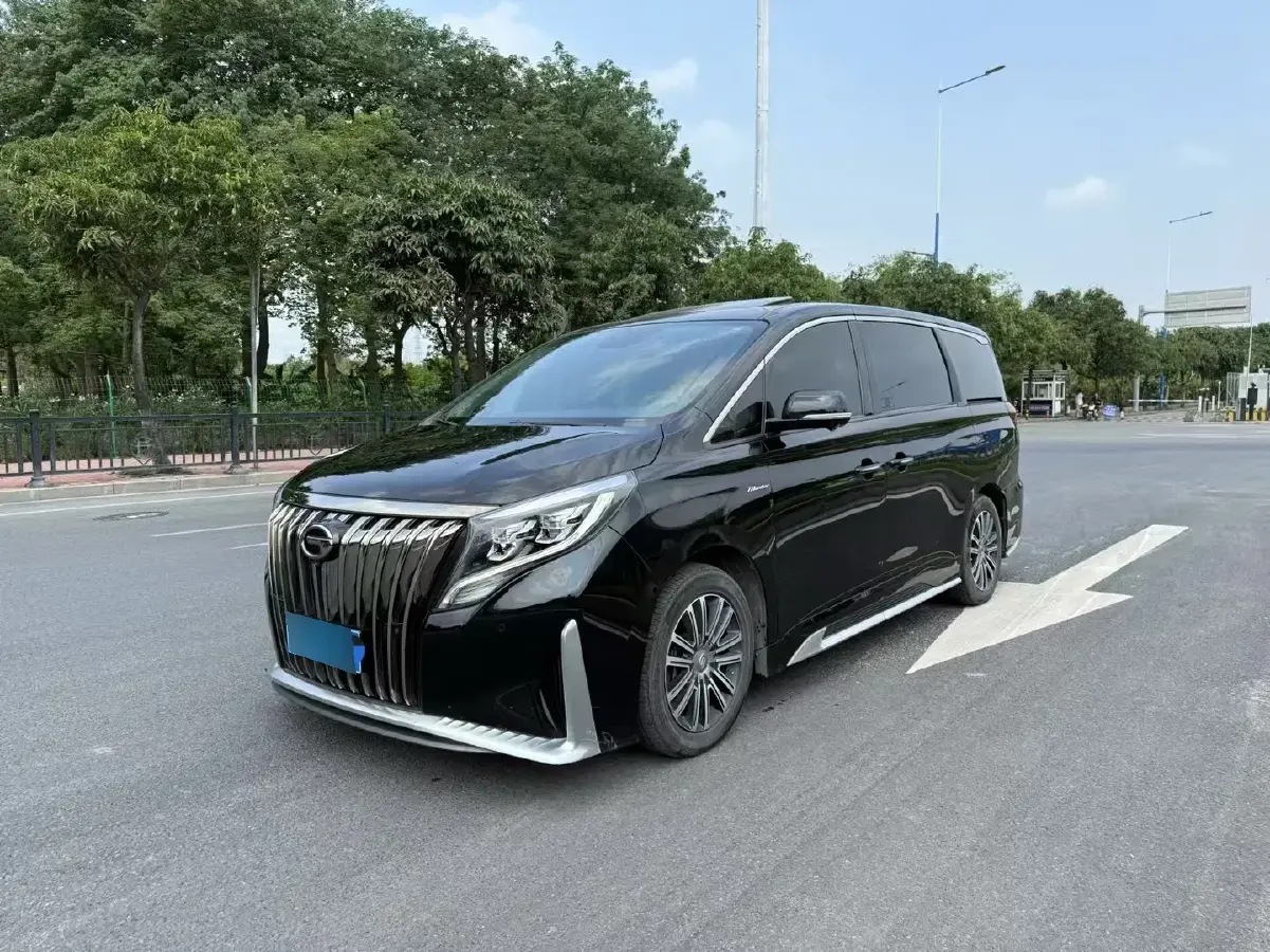 2021 GAC Trumpchi M8 2.0T 252HP L4 8AT