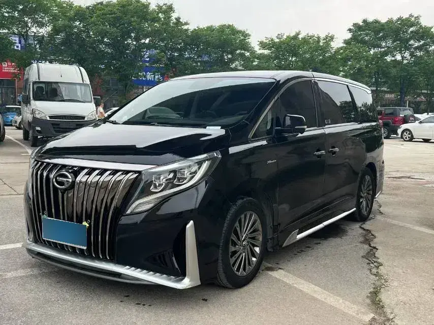 2021 GAC Trumpchi M8 2.0T 252HP L4 8AT