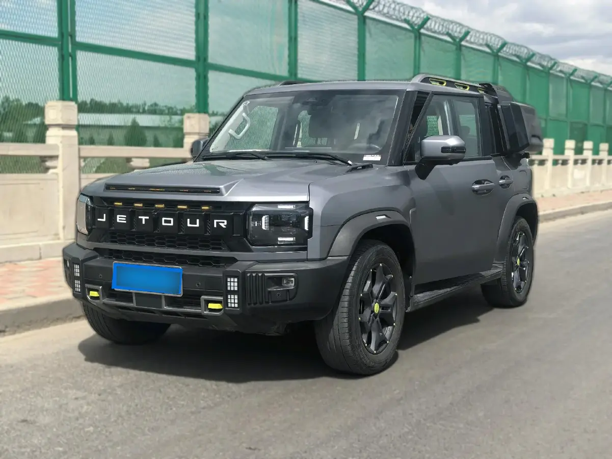 2023 Jetour Traveller 2.0T 254HP L4 7DCT