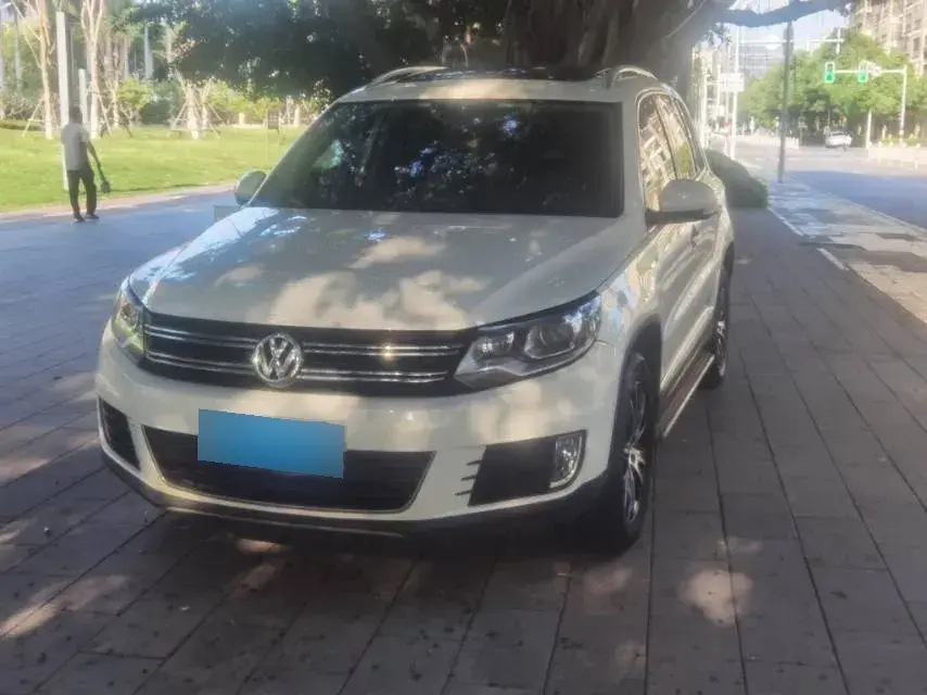2015 Volkswagen Tiguan 1.8T 160HP L4 6AT