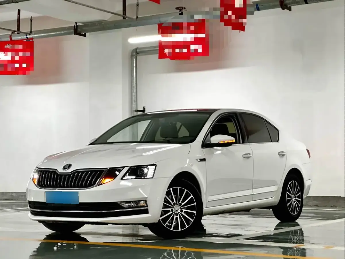 2019 Skoda Octavia 1.5L 113HP L4 5MT