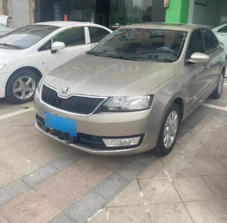 2016 Skoda Rapid 1.6L 110HP L4 6AT
