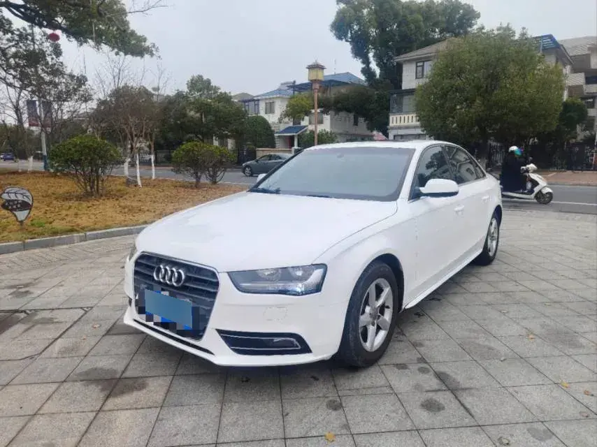 2013 Audi A4L 1.8T 160HP L4 CVT