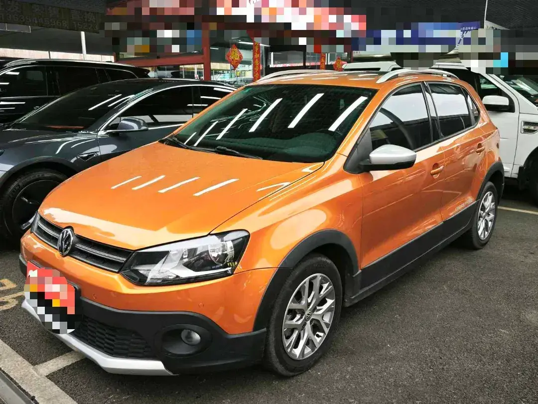 2016 Volkswagen Polo 1.6L 110HP L4 6AT