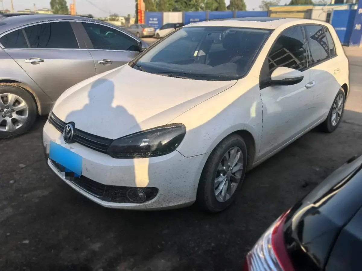 2010 Volkswagen Golf 1.4T 131HP L4 7DCT