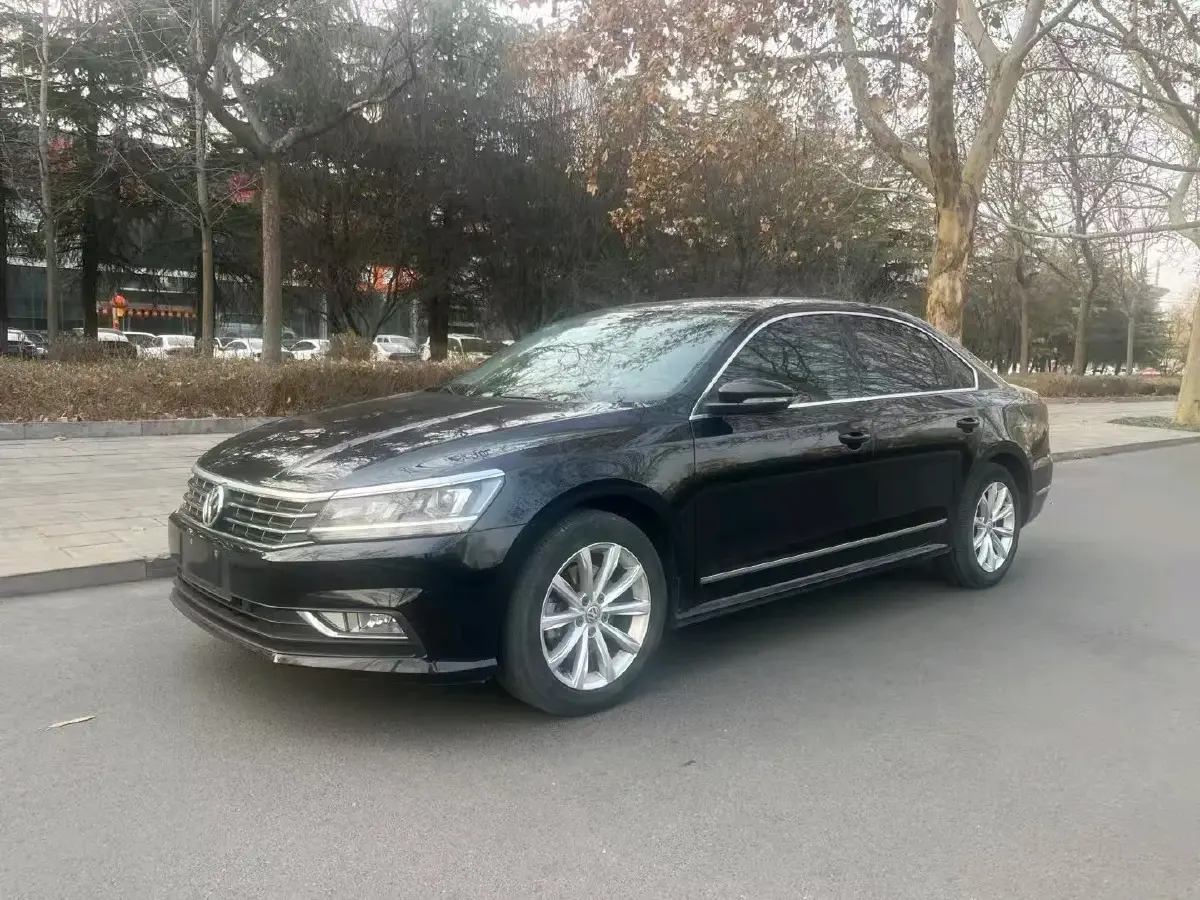2017 Volkswagen Passat 1.4T 150HP L4 7DCT