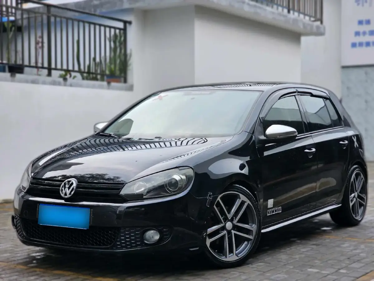 2010 Volkswagen Golf 1.4T 131HP L4 7DCT