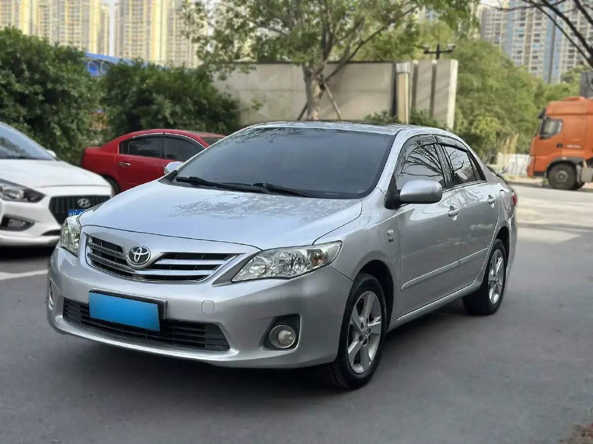 2012 Toyota Corolla 1.8L 140HP L4 CVT
