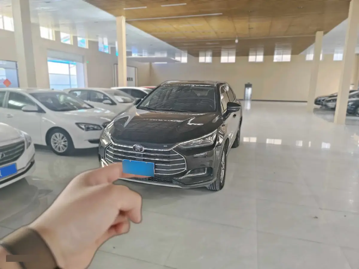 2019 BYD Tang 2.0T 192HP L4 6AT