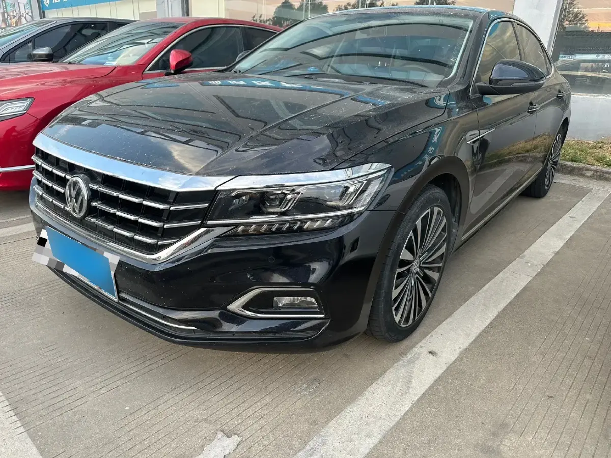 2019 Volkswagen Passat 2.0T 186HP L4 7DCT