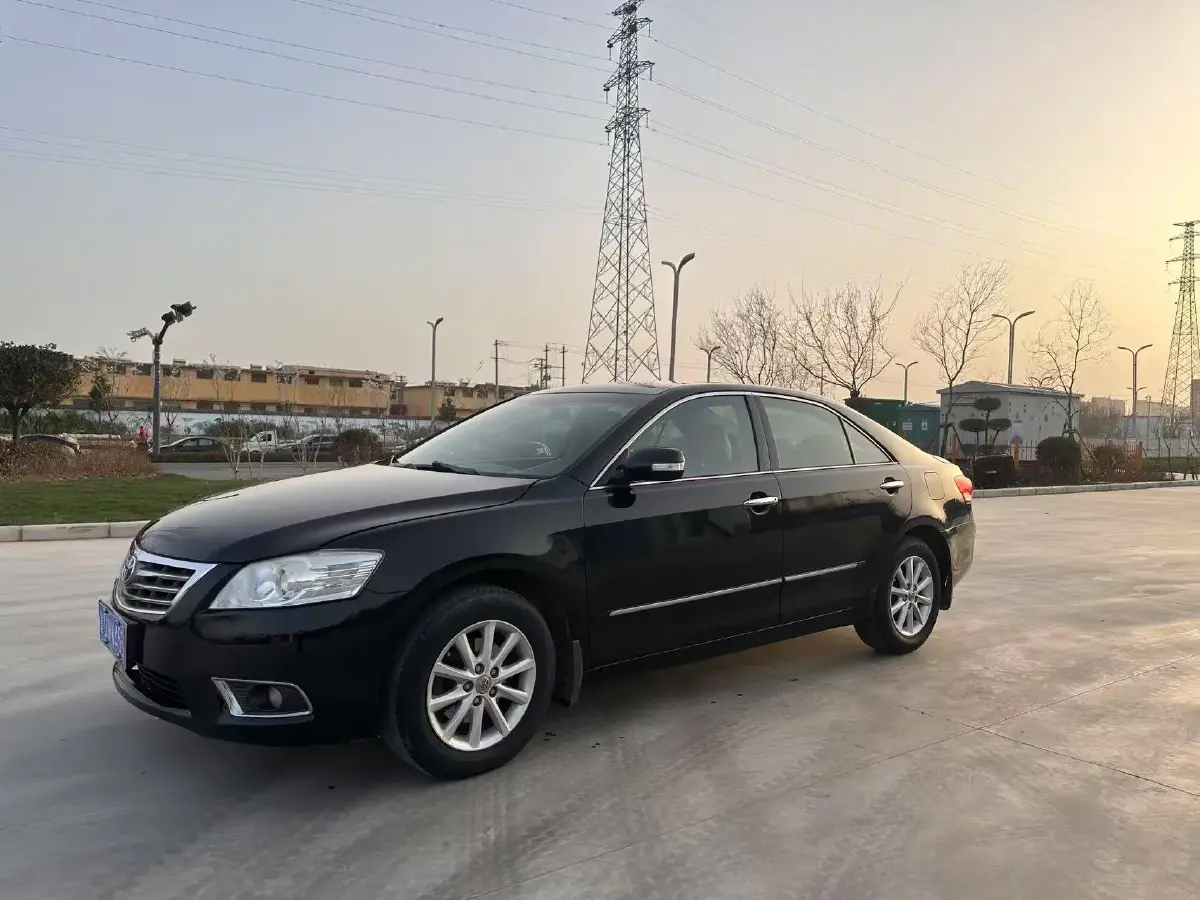 2011 Toyota Camry 2.0L 147HP L4 4AT