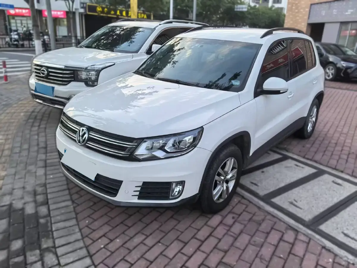 2016 Volkswagen Tiguan 1.8T 160HP L4 6MT