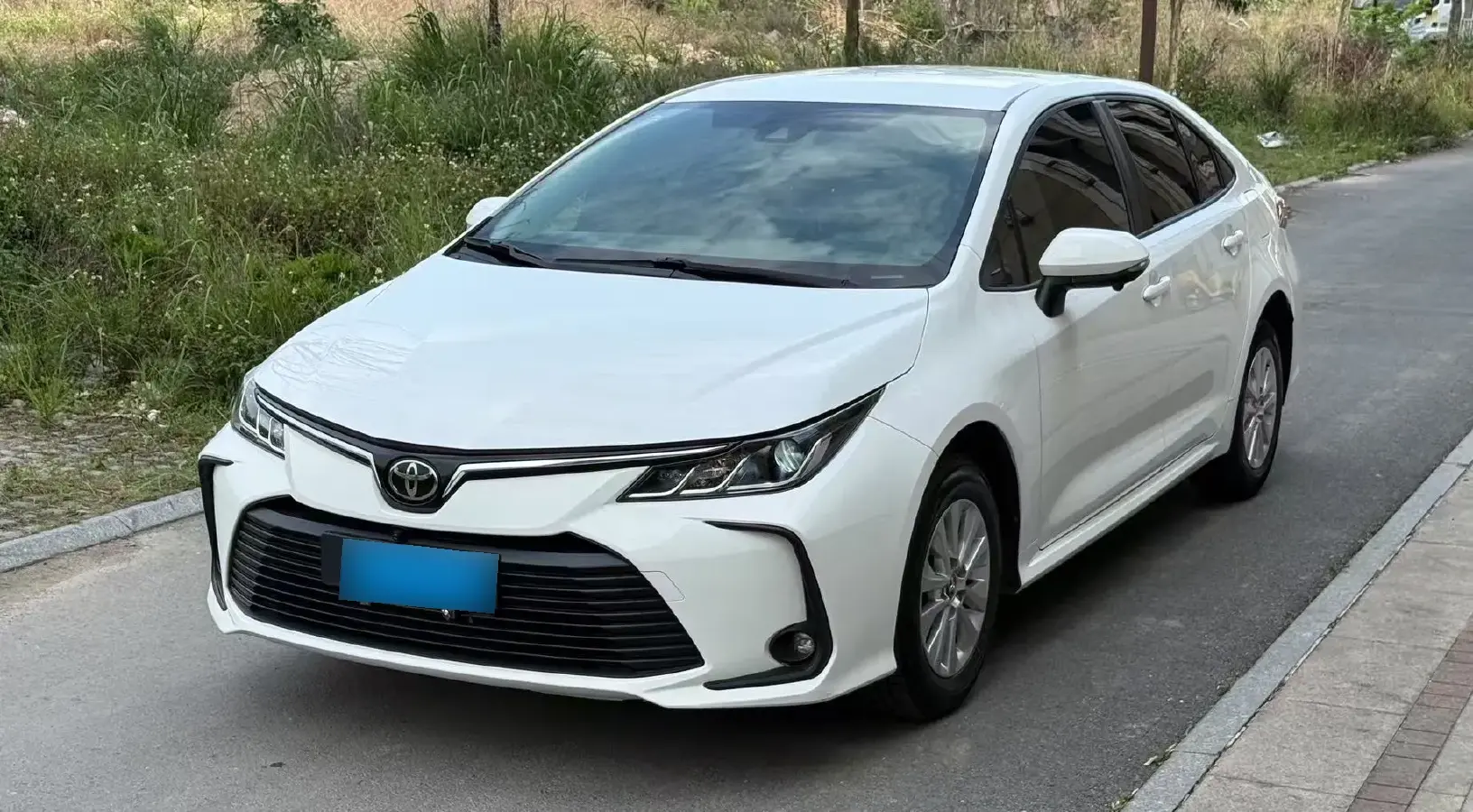 2019 Toyota Corolla 1.2T 116HP L4 CVT