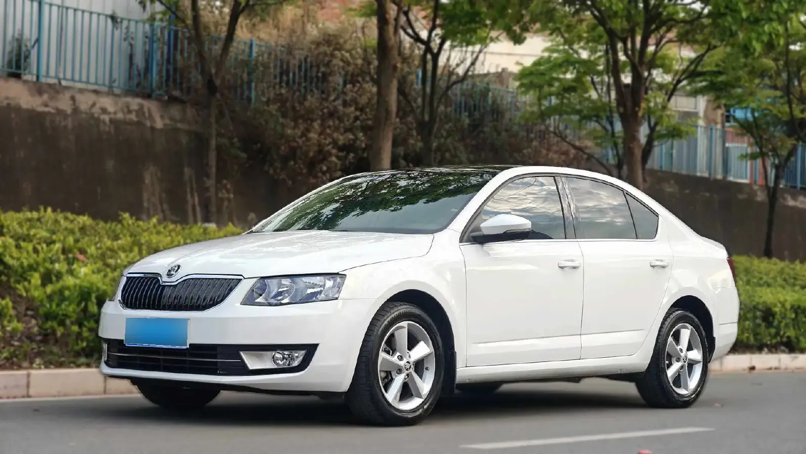 2015 Skoda Octavia 1.4T 150HP L4 5MT