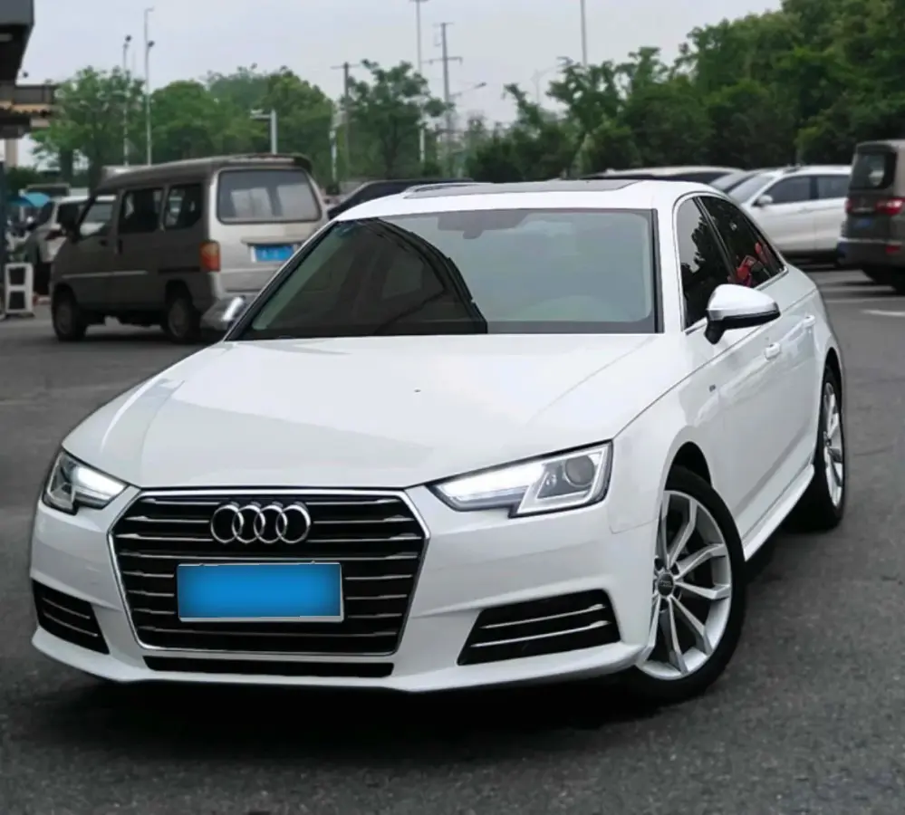 2017 Audi A4L 2.0T 190HP L4 7DCT