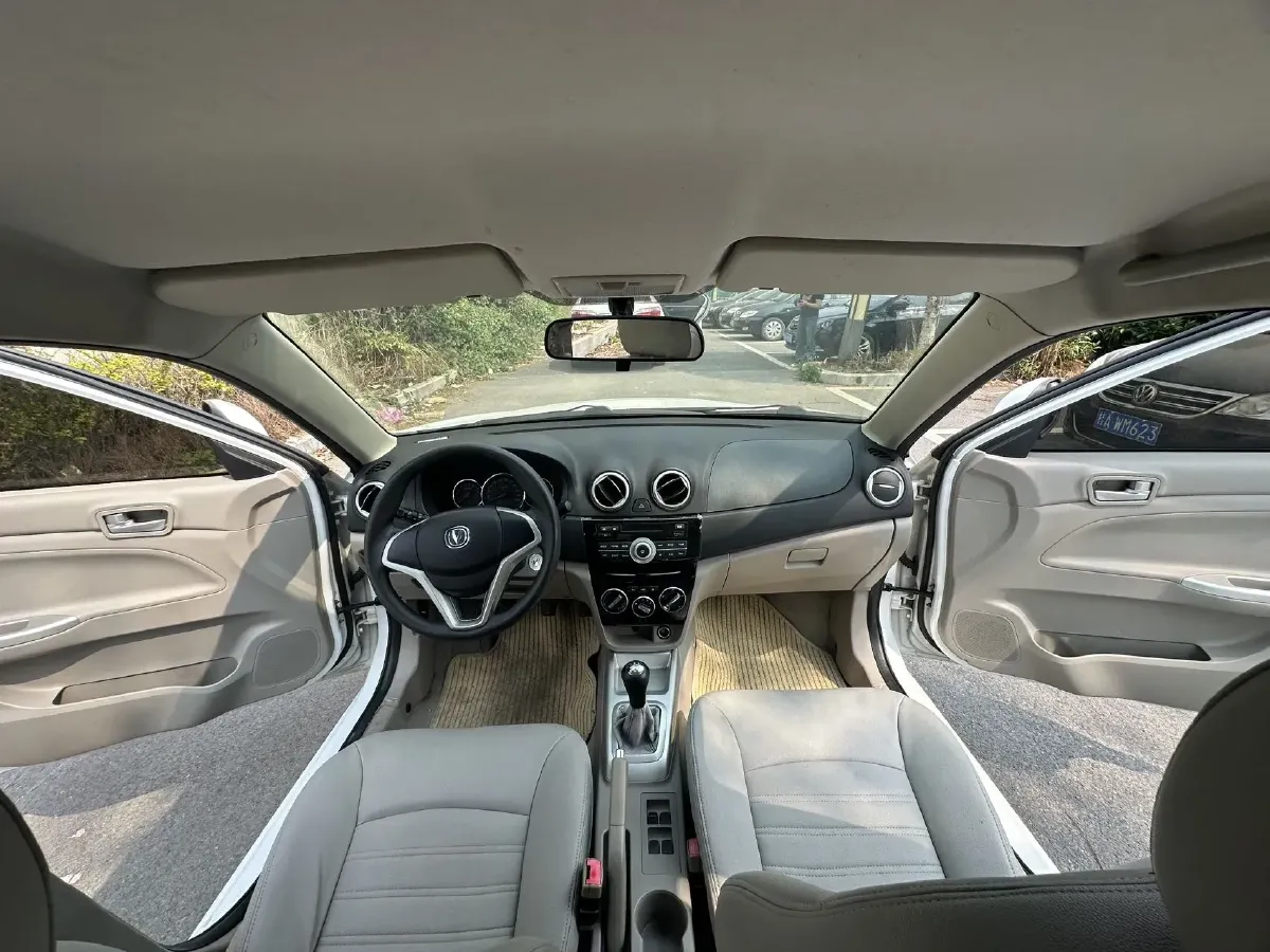 2012 ChangAn Alsvin V3 1.3L 94HP L4 5MT,autocango,china used car exporter,china ev exporter,chinese used car exporter,chinese used ev exporter