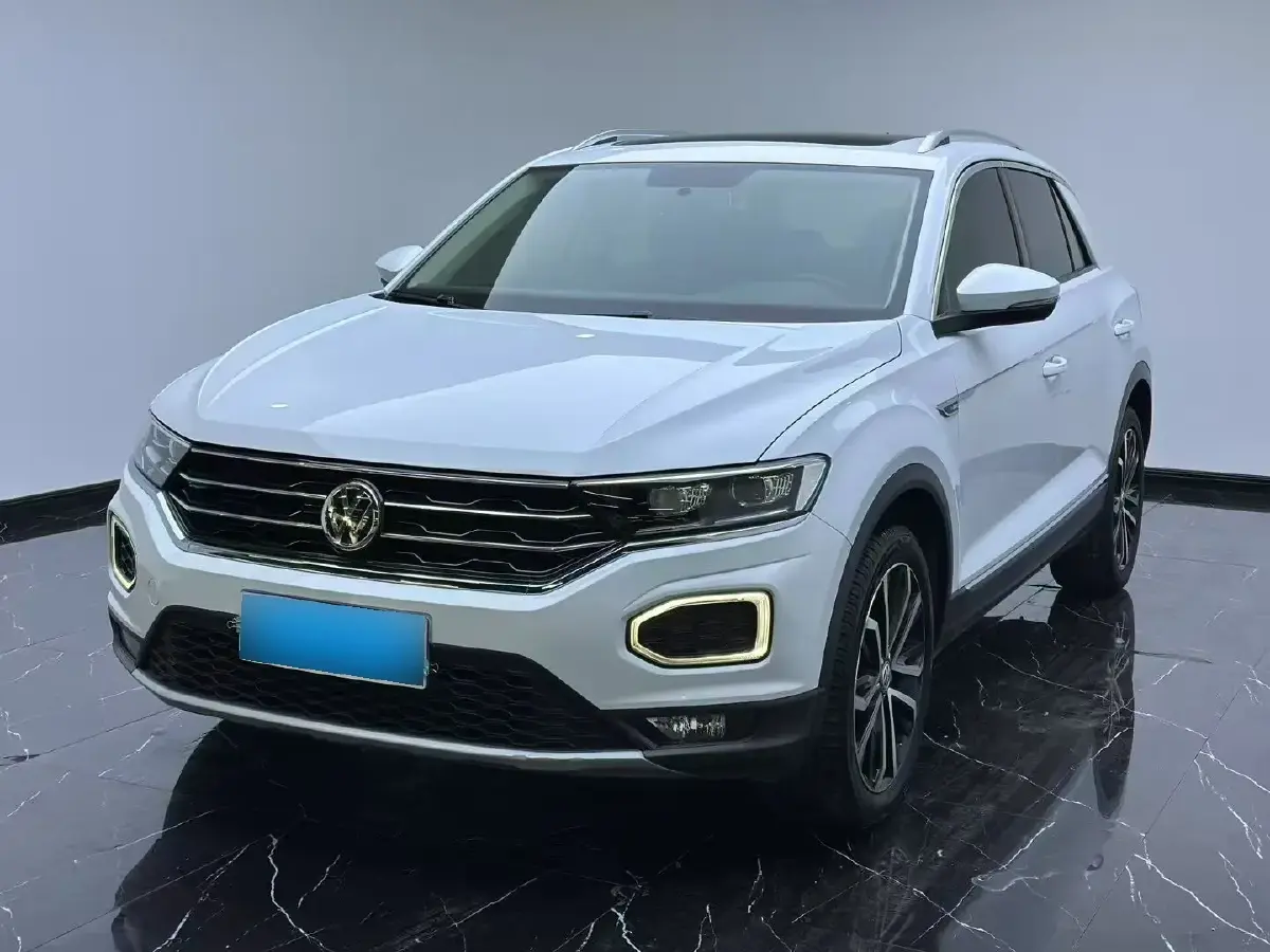 2019 Volkswagen T-Roc 1.4T 150HP L4 7DCT