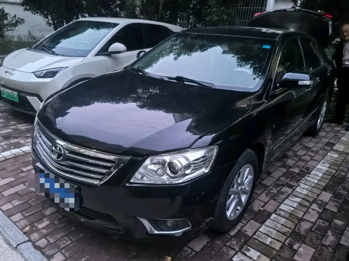 2013 Toyota Camry 2.0L 147HP L4 4AT