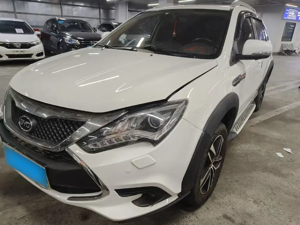 2015 BYD Tang 2.0T 205HP L4 6DCT PHEV