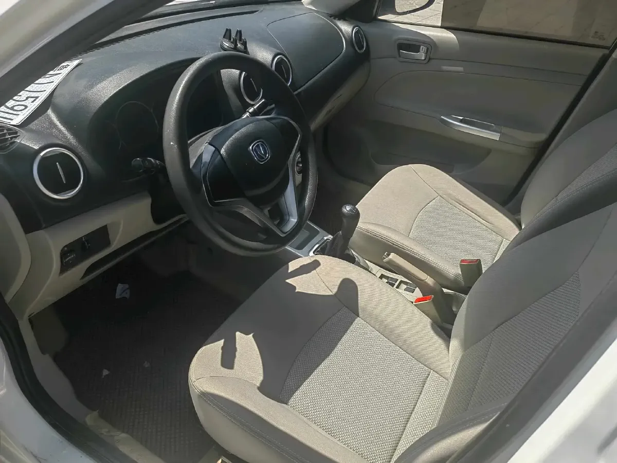 2015 ChangAn Alsvin V3 1.4L 101HP L4 5MT,autocango,china used car exporter,china ev exporter,chinese used car exporter,chinese used ev exporter