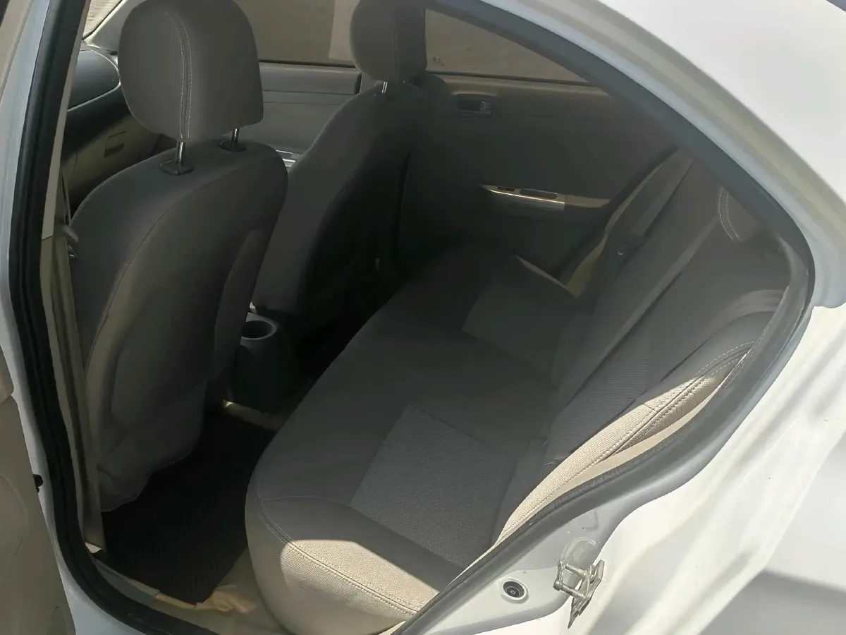 2015 ChangAn Alsvin V3 1.4L 101HP L4 5MT,autocango,china used car exporter,china ev exporter,chinese used car exporter,chinese used ev exporter