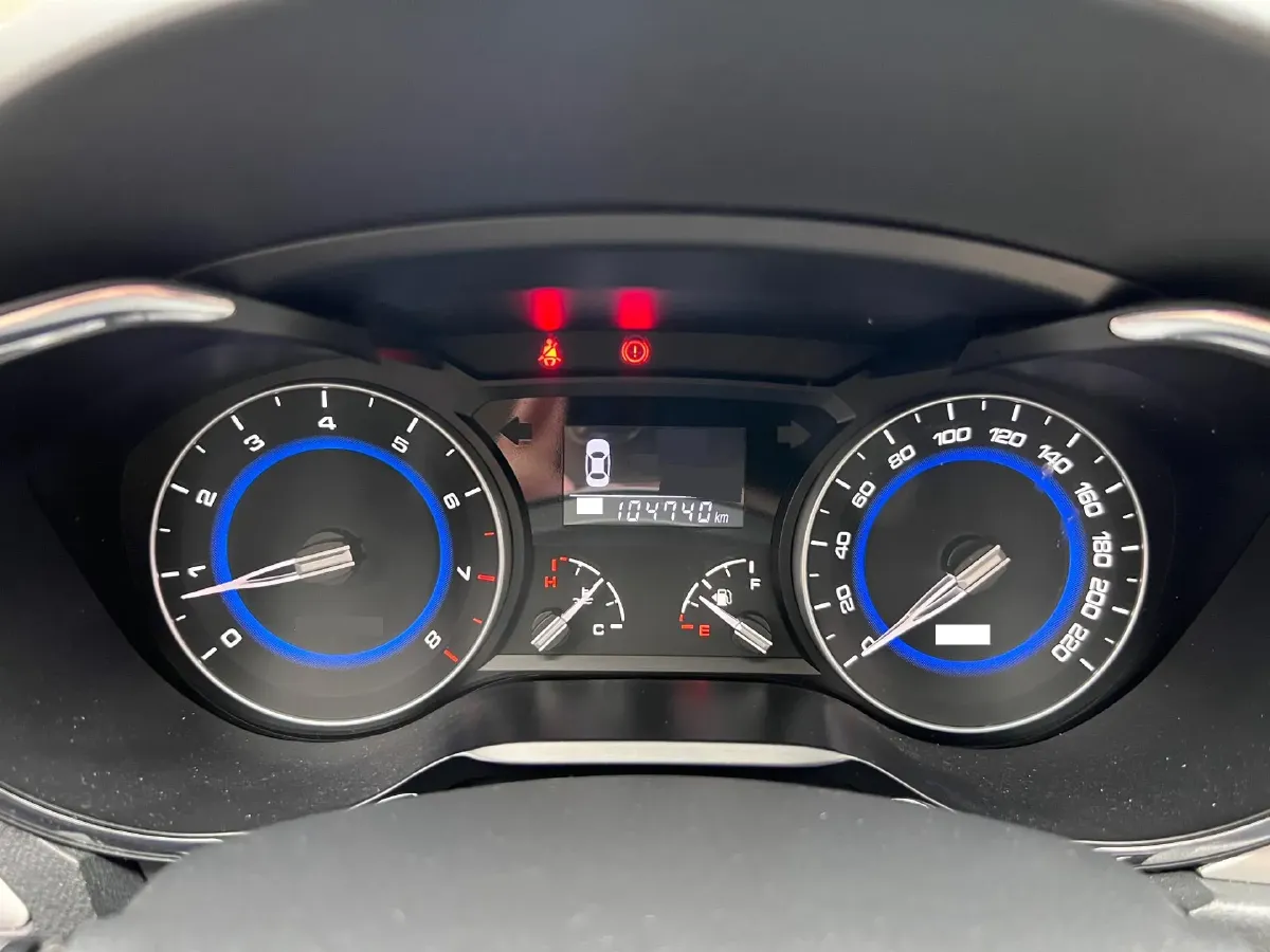 2015 ChangAn Alsvin V7 1.6L 124HP L4 5MT,autocango,china used car exporter,china ev exporter,chinese used car exporter,chinese used ev exporter