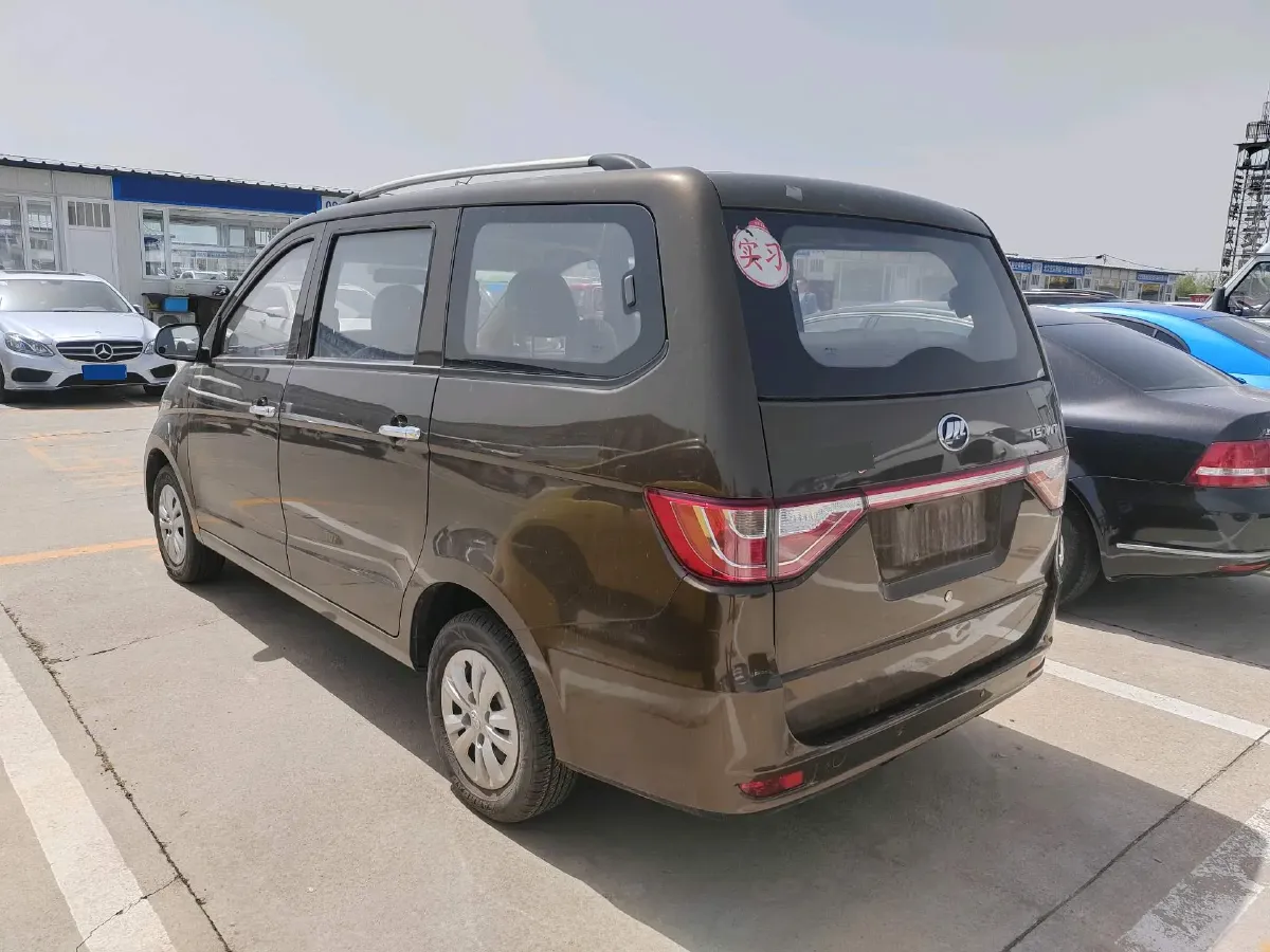 2015 LiFan LeTu 1.5L 109HP L4 5MT,autocango,china used car exporter,china ev exporter,chinese used car exporter,chinese used ev exporter