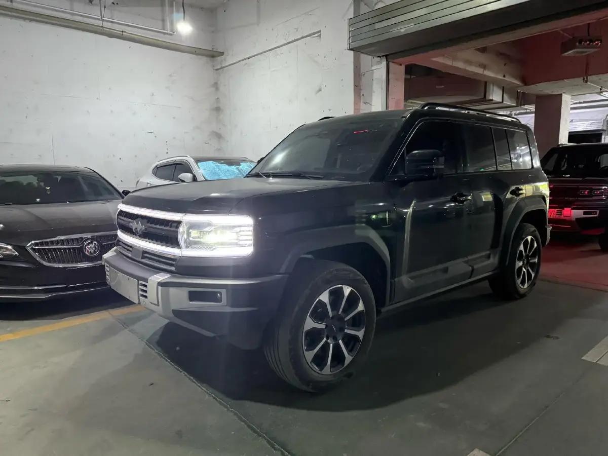 2023 FangChengBao Bao 5 1.5T 194HP L4 E-CVT PHEV 31.8KWH