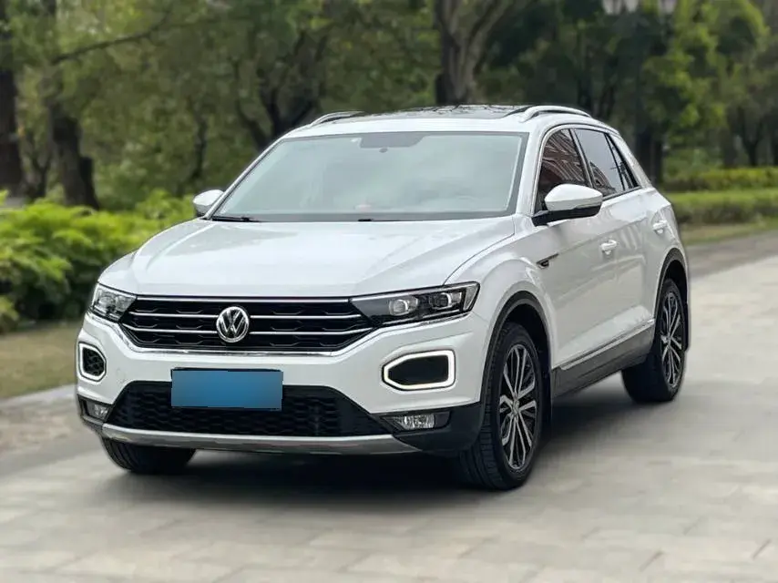 2020 Volkswagen T-Roc 1.4T 150HP L4 7DCT