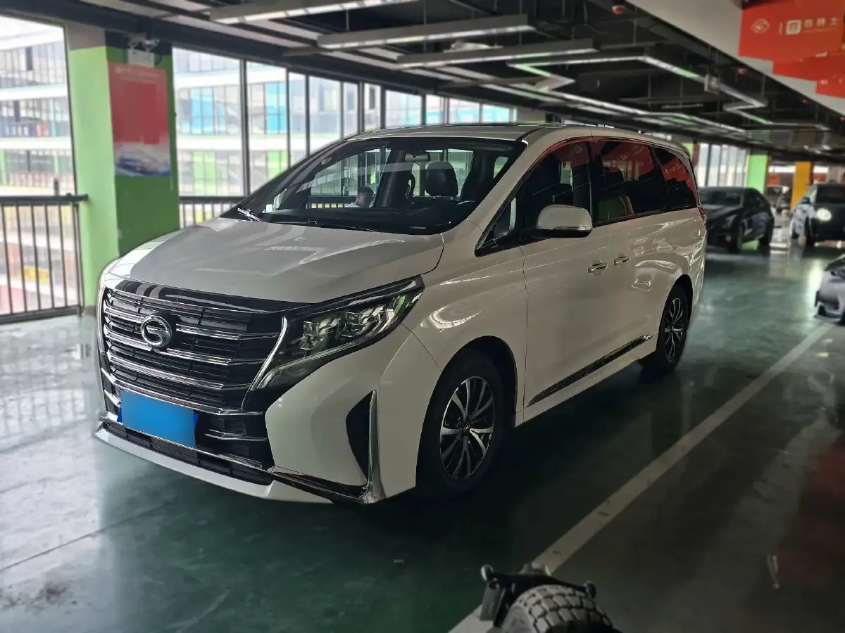 2021 GAC Trumpchi M8 2.0T 252HP L4 8AT