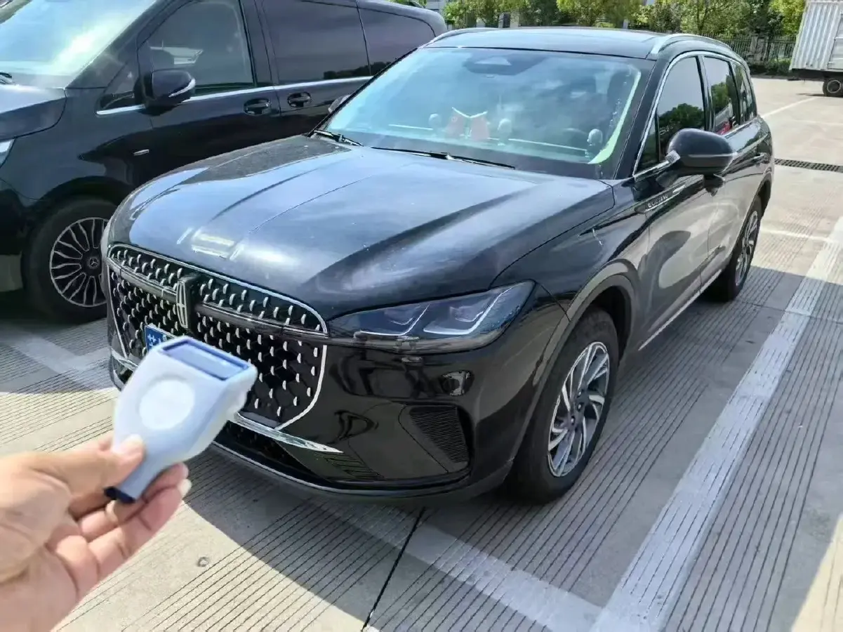 2019 Lincoln Nautilus 2.7T 329HP V6 8AT