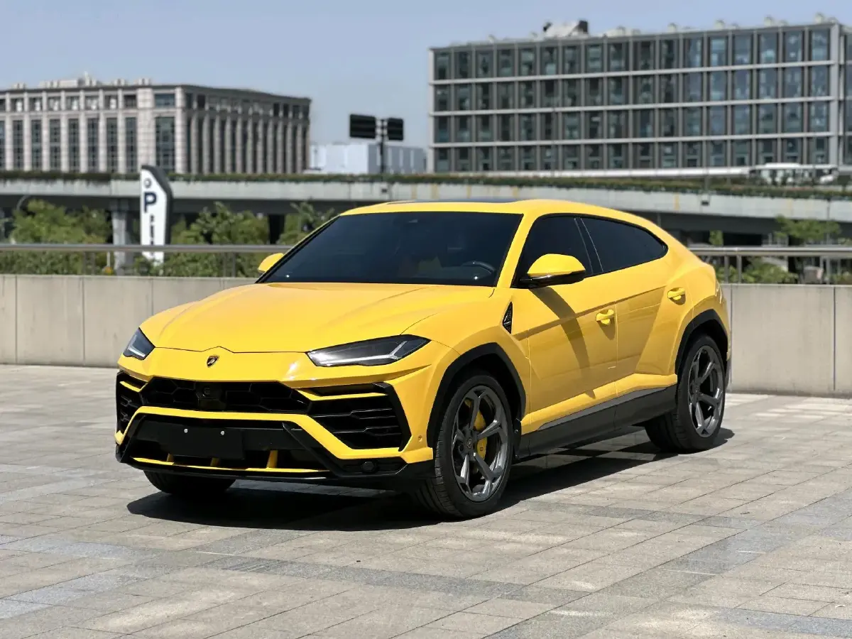 2018 Lamborghini Urus 4.0T 650HP V8 8AT