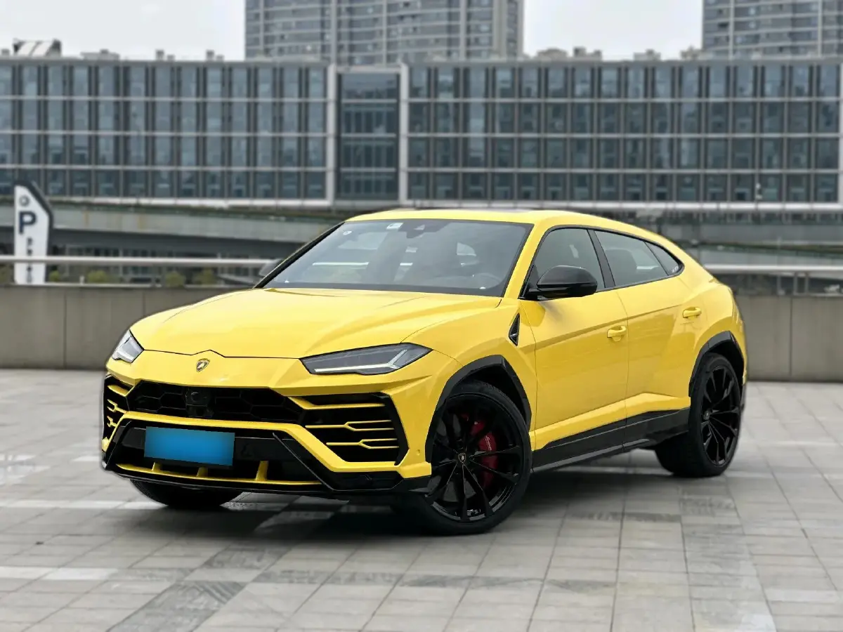 2018 Lamborghini Urus 4.0T 650HP V8 8AT