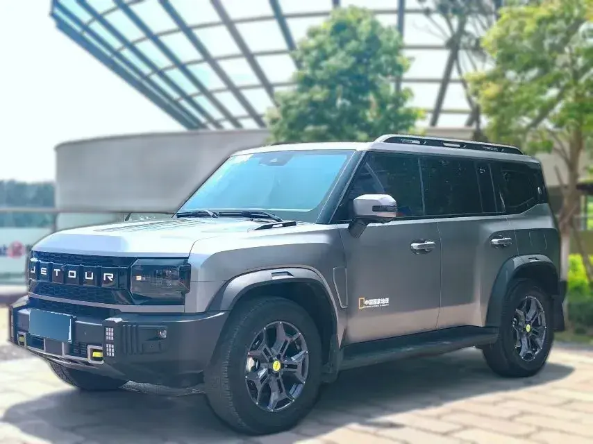 2023 Jetour Traveller 2.0T 254HP L4 7DCT