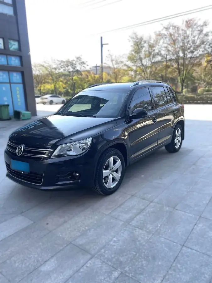 2012 Volkswagen Tiguan 1.8T 160HP L4 6MT
