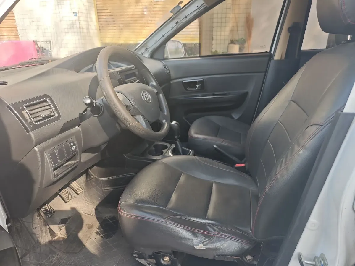 2015 LiFan LeTu 1.5L 109HP L4 5MT,autocango,china used car exporter,china ev exporter,chinese used car exporter,chinese used ev exporter