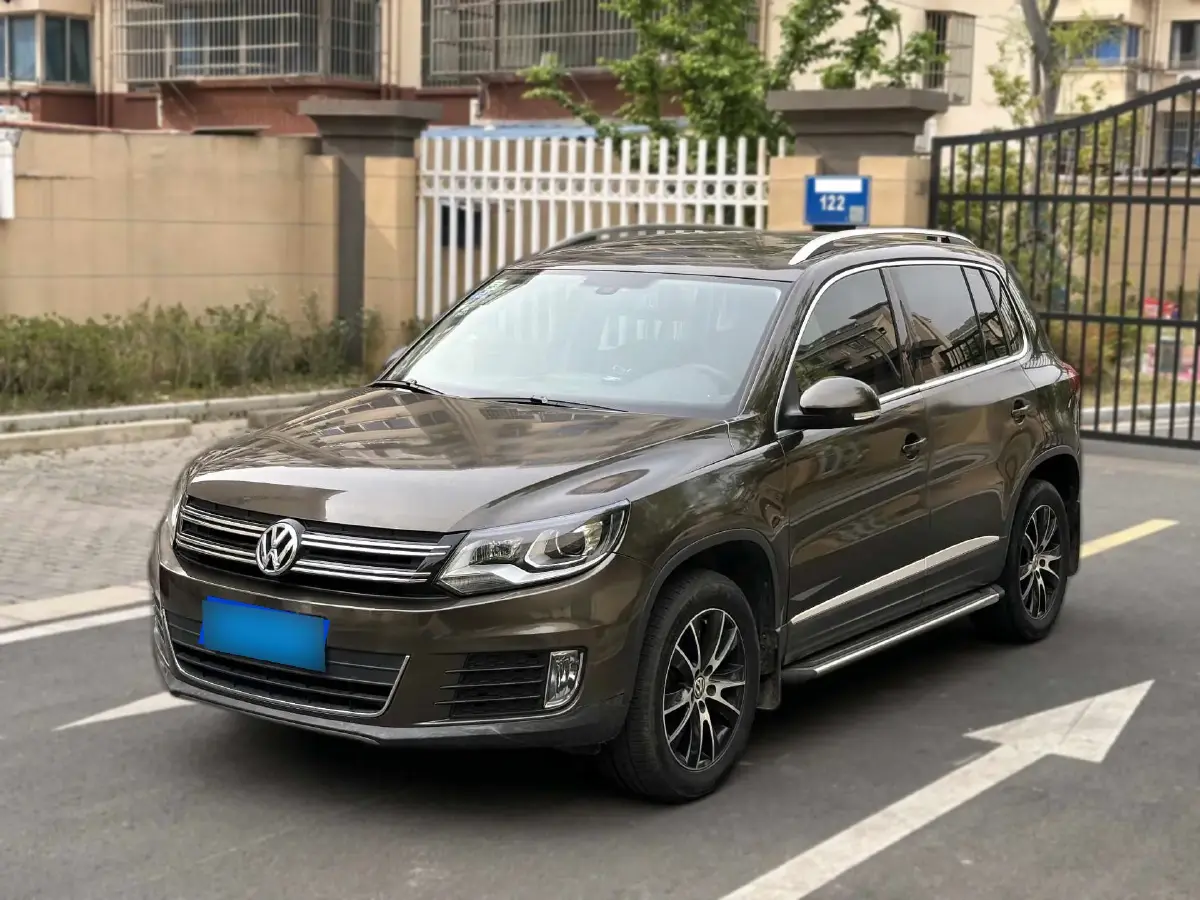 2015 Volkswagen Tiguan 1.8T 160HP L4 6AT