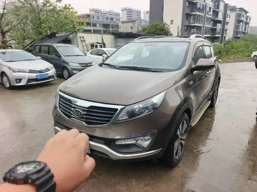 2014 Kia Sportage R 2.0L 165HP L4 6AT