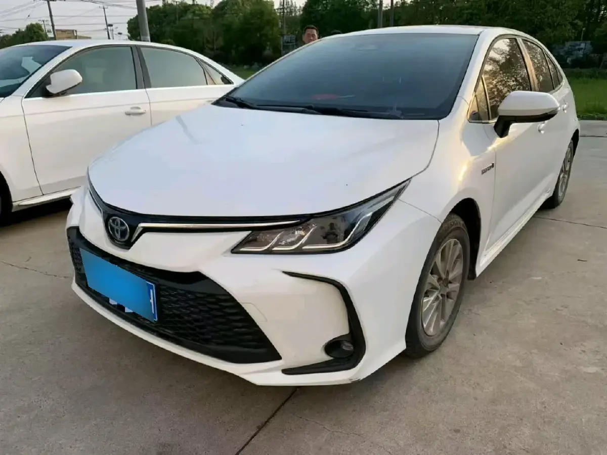 2023 Toyota Corolla 1.8L 98HP L4 E-CVT Hybrid