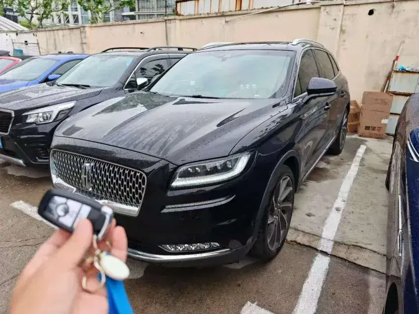 2021 Lincoln Nautilus 2.7T 322HP V6 8AT