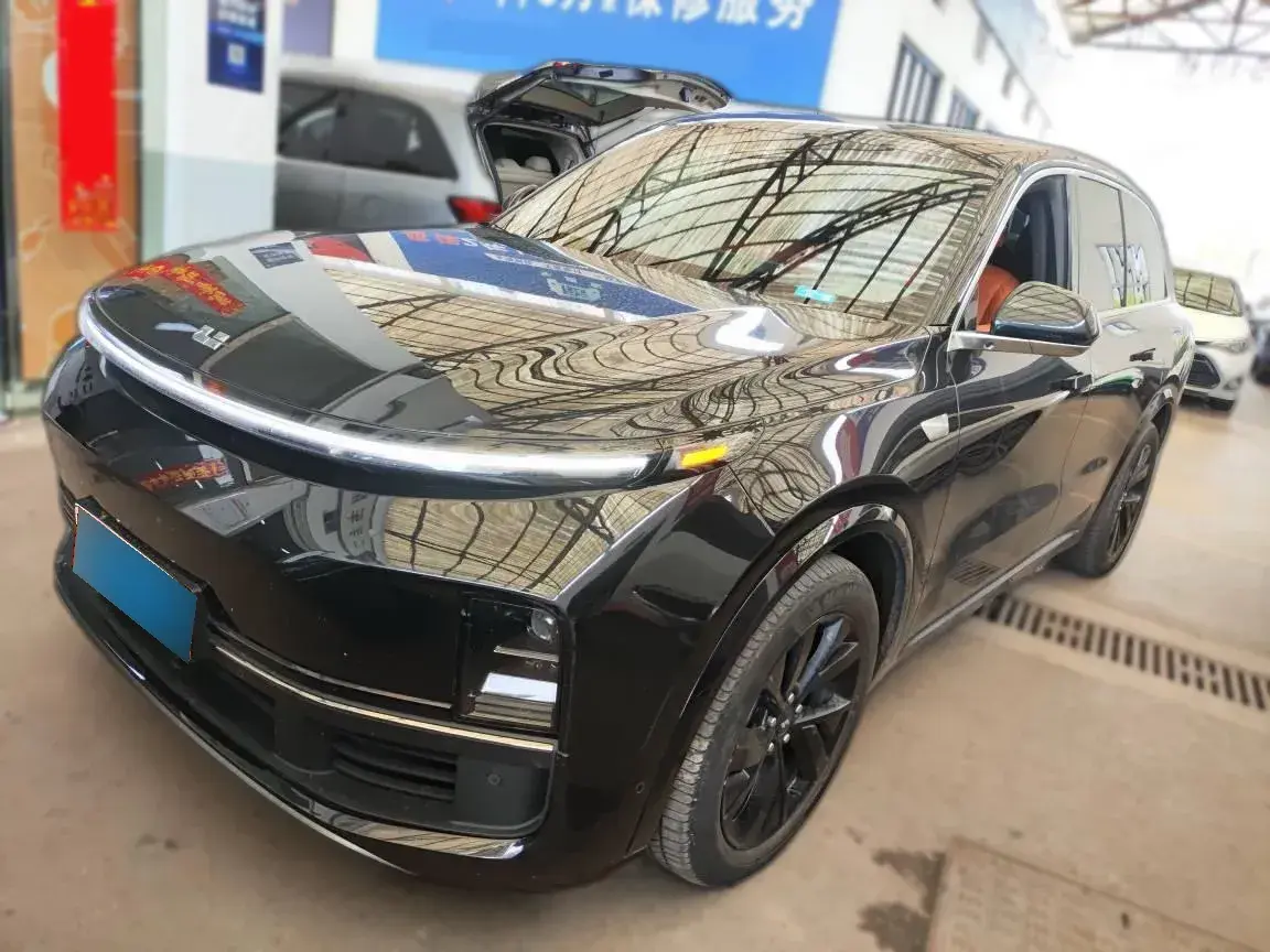 2023 Li L8 Range Extended 154HP REEV 40.9KWH