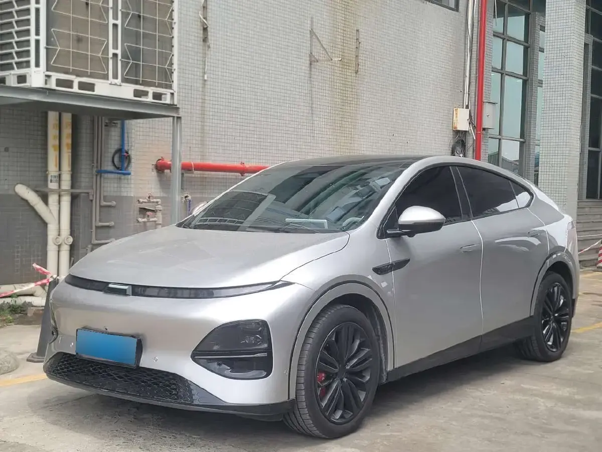 2023 Xpeng G6 BEV 66KWH